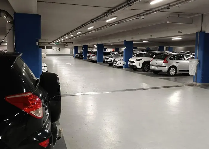 Little Mama Including A Parking Space At 100 Meters