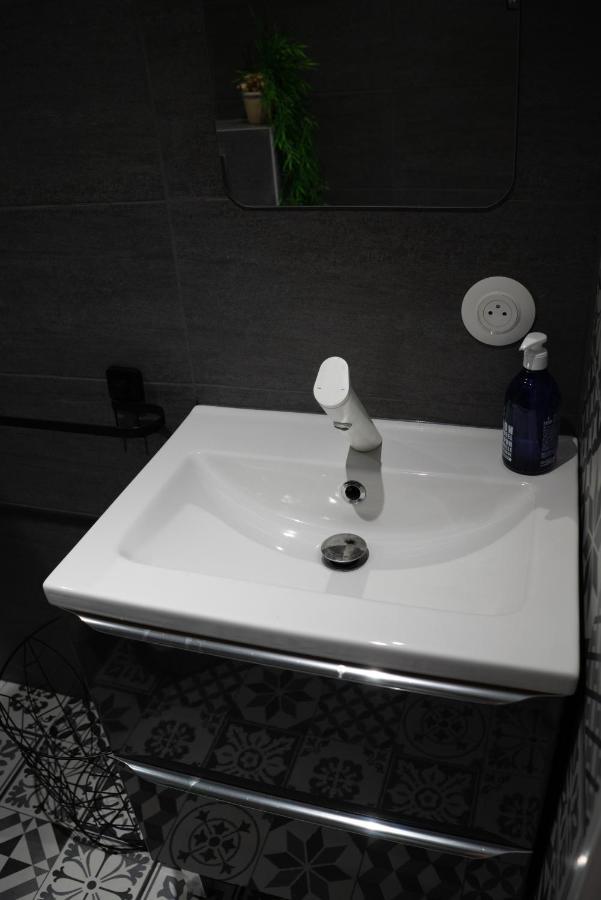 Apartment Little Mama 80 Meters From Public Parking Rapp